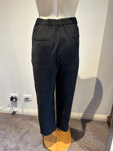 Load image into Gallery viewer, PRIVILEGE Relax Pant - Black
