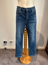 Load image into Gallery viewer, PRIVILEGE Boyfriend Jeans - Denim
