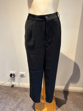Load image into Gallery viewer, PRIVILEGE Relax Pant - Black
