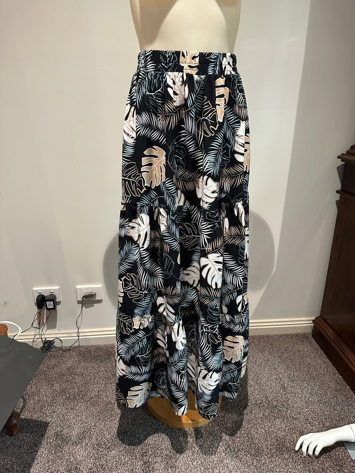 CLARA KAY Tiered Maxi Skirt - Black/Beige/White/Mint