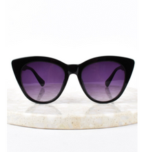 Load image into Gallery viewer, ADORNE Paige Large Catseye Sunglasses
