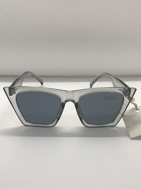 ADORNE Anika Pointed Sunglasses - Smoke