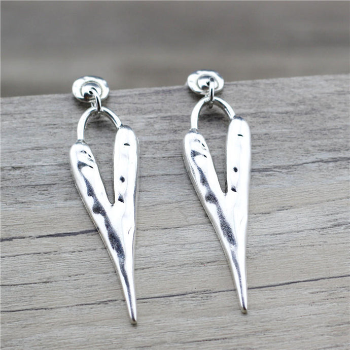 HARMONIE COLLECTIONS Silver Stud Earrings with Large Heart