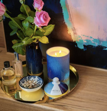 Load image into Gallery viewer, MEWS COLLECTIVE Soy Candle - Seasalt &amp; Amber
