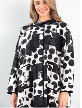 Load image into Gallery viewer, MARCO POLO Block Moon Coat - Black/White
