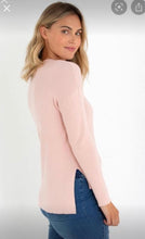 Load image into Gallery viewer, MARCO POLO Step Hem Knit Sweater - Dusty Pink
