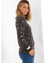 Load image into Gallery viewer, MARCO POLO Cuff Trim Tee - Water Lily print
