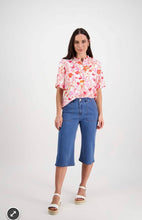 Load image into Gallery viewer, VASSALLI Long Wide Leg Shorts - Stonewash
