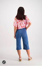 Load image into Gallery viewer, VASSALLI Long Wide Leg Shorts - Stonewash
